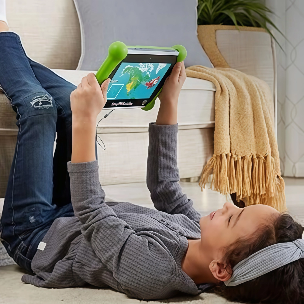 LEAPFROG 2-in-1 LeapTop Touch and Learning Friends 100 Words Book